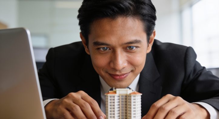 Rahasia Portofolio Kokoh: Kombinasi Real Estat dan Saham Modern